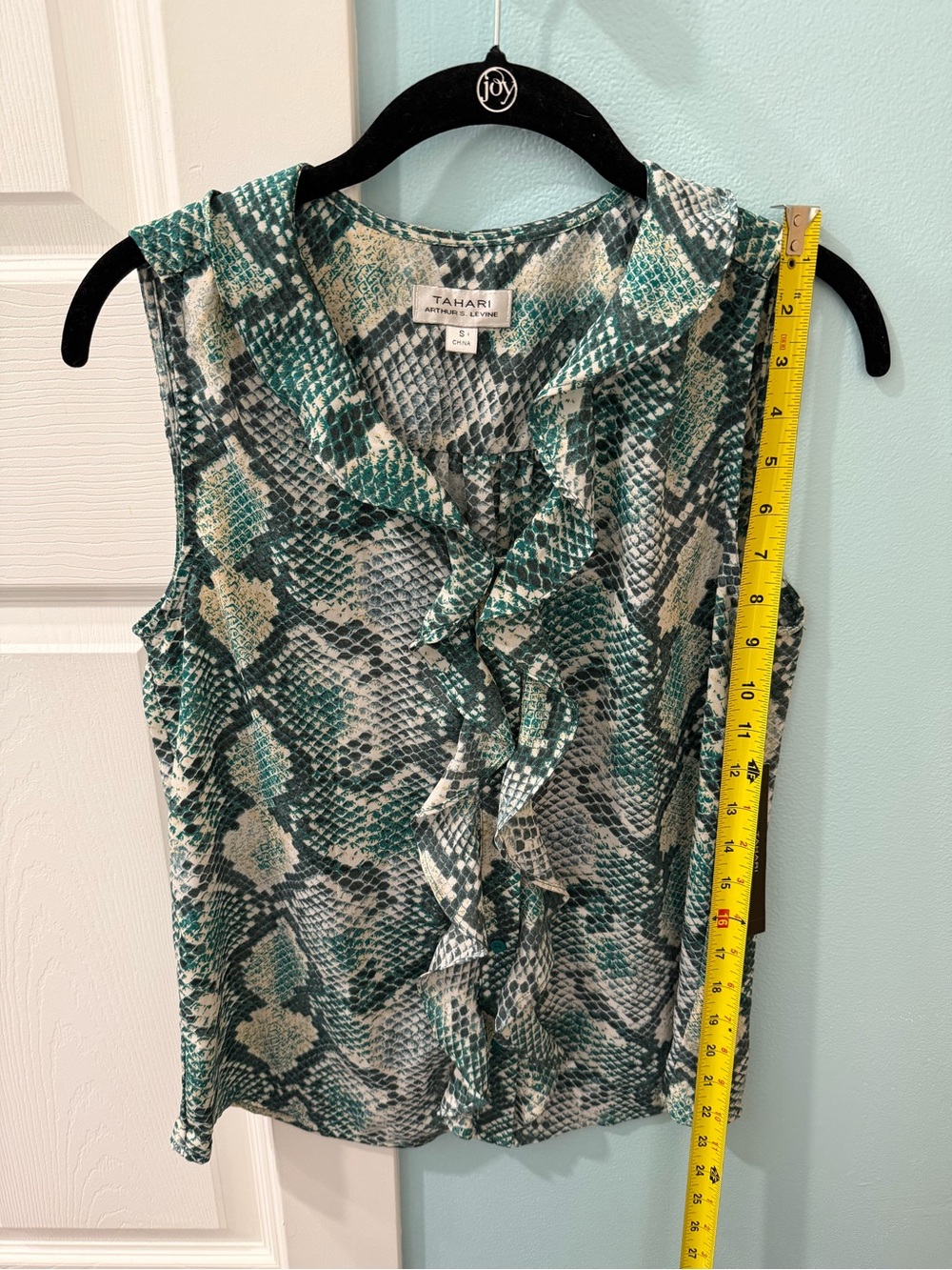 NWT Tahari Sleeveless Ruffled Snake-Print Top in Teal/Natural